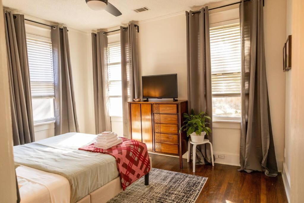 J Birds' Bungalow In The Heart Of Midtown 孟菲斯 外观 照片